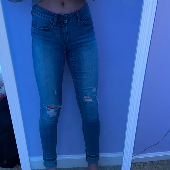 Skinny ripped jeans - Picture 1 of 5